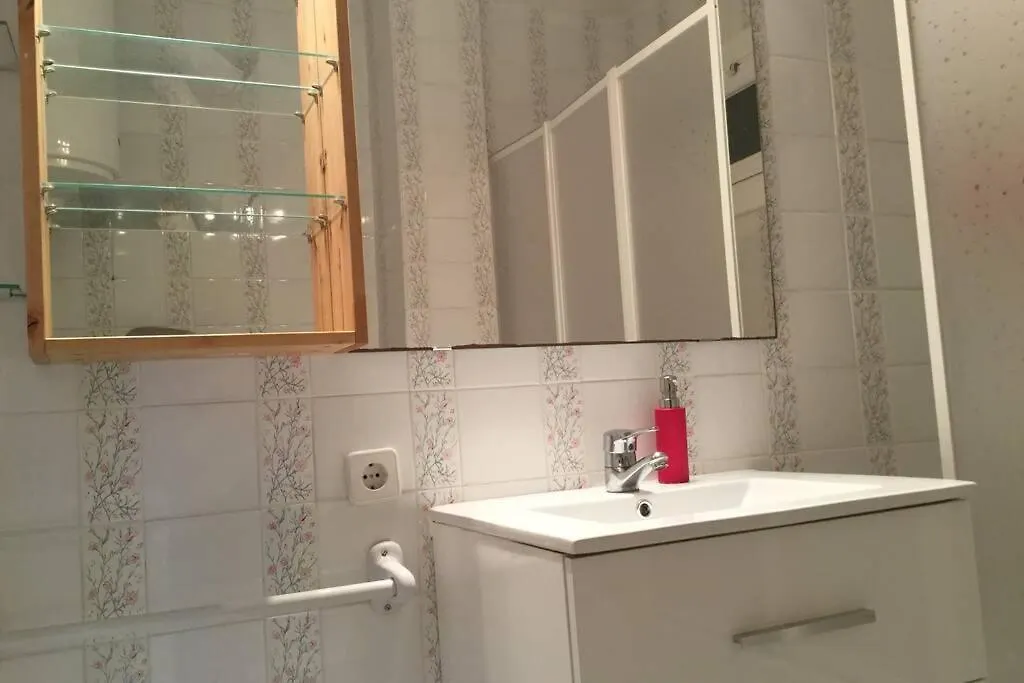Apartamento Junto Al Mar Con Jardin Comunitario Y Parking Platja d'Aro 0*,  Spain